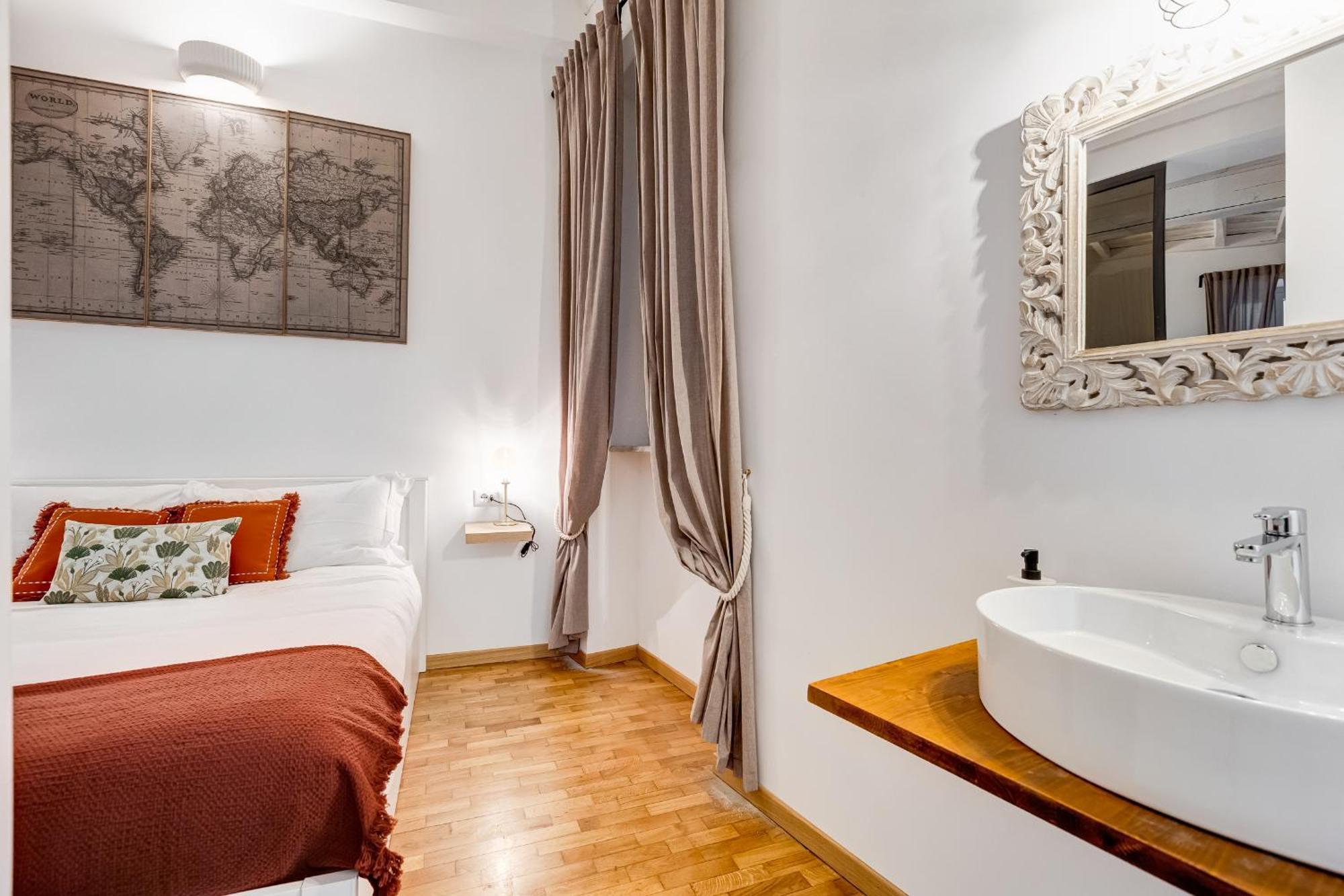 Trastevere One By Ghor Rome